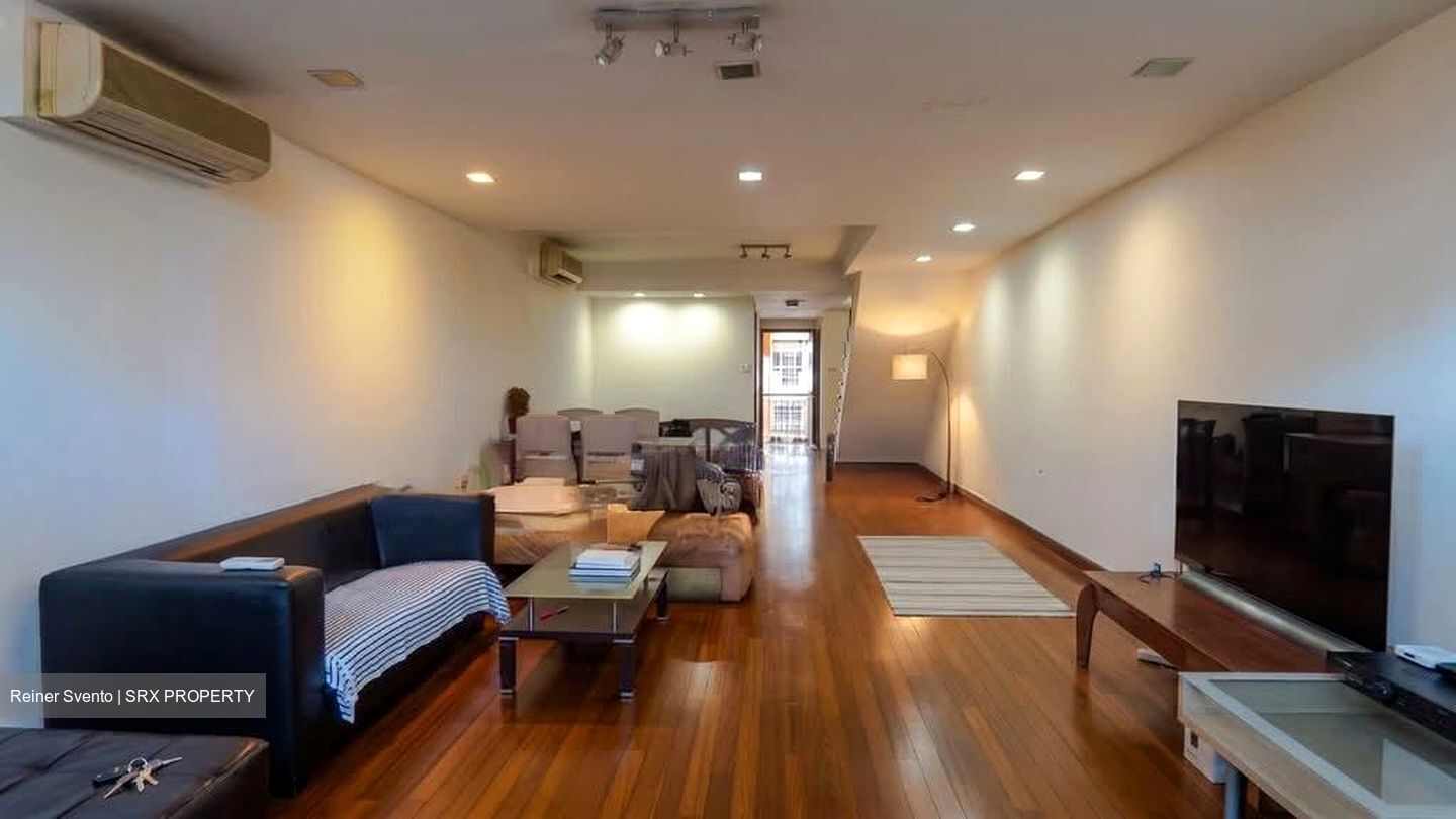 Lorong Telok (D1), Shop House #570914951